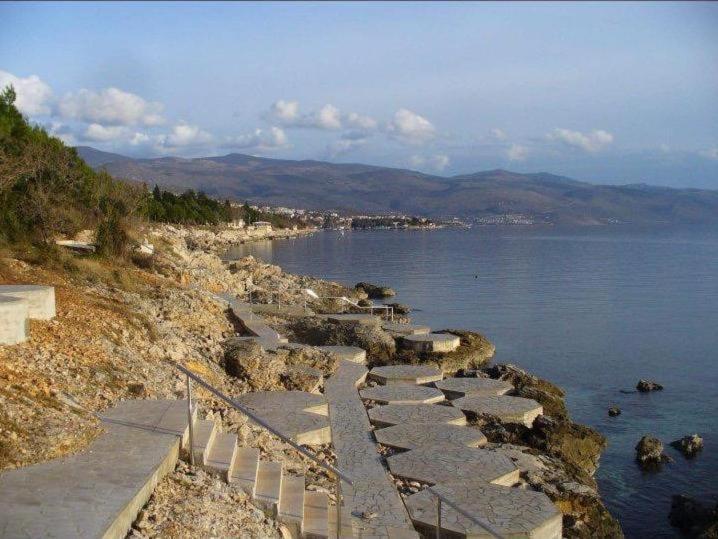 Sea House Lea Apartman Novi Vinodolski Kültér fotó